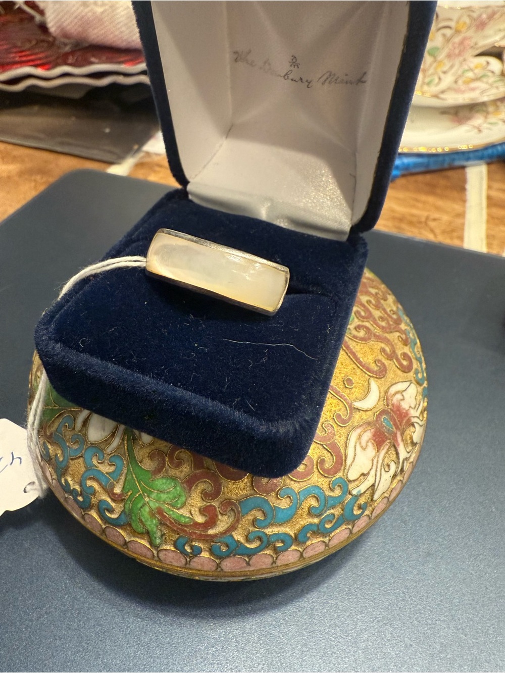 Vintage Sterling Silver Mother of Pearl Signet Ring